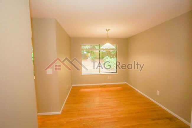 Building Photo - Beautiful 3 Bed 2 Bath Home in Education Hill, Redmond