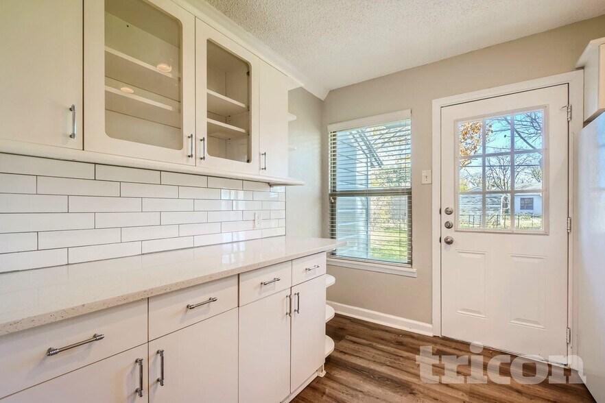 Building Photo - 10630 Newcombe Dr