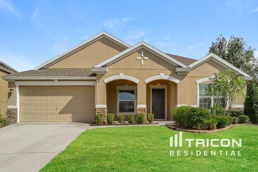 Primary Photo - 11127 Lemay Dr