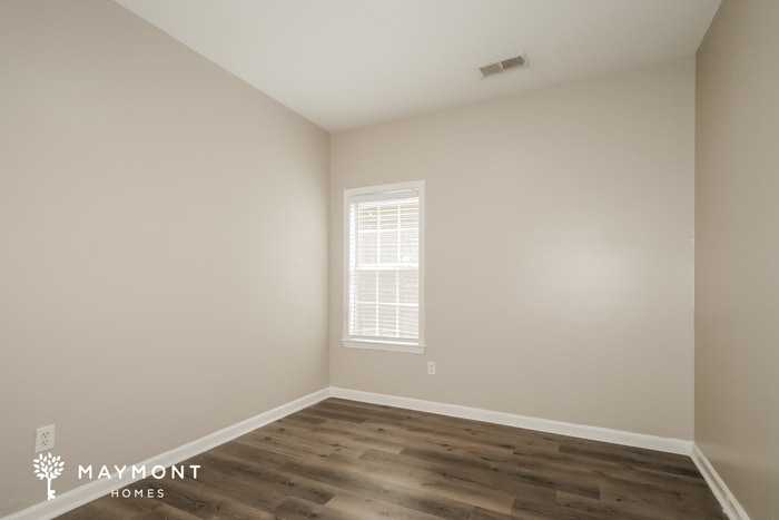 Building Photo - 8441 Shady Elm Dr
