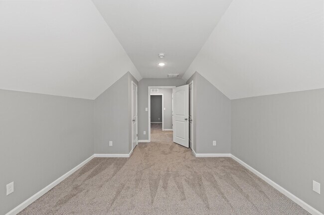 Building Photo - 211 Jared Parker Wy