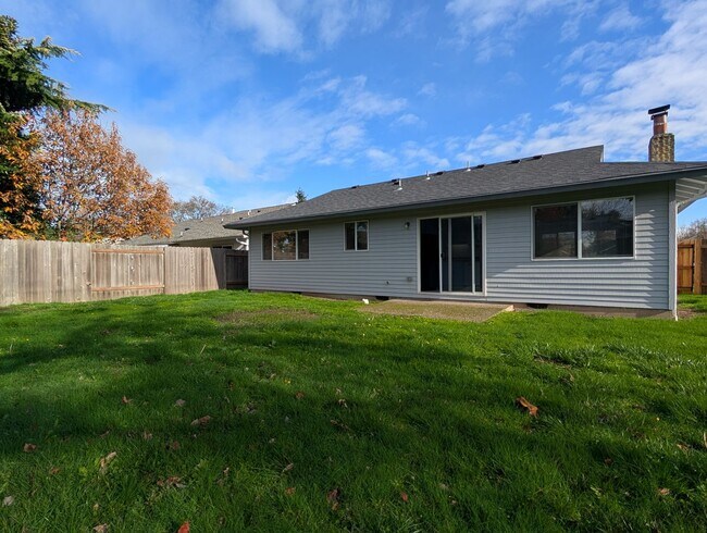 Building Photo - Newly Renovated 3-Bedroom, 1.5-Bath in Fantastic Neighborhood- Sheldon HS District