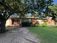 Building Photo - 190 N St Felix St