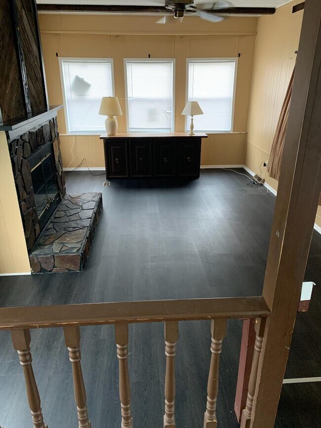 Building Photo - 11285 E Pleasant Lake Rd