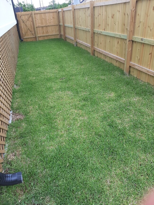 Building Photo - St Roch