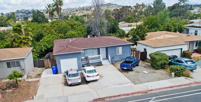 Building Photo - 6430 Montezuma Rd