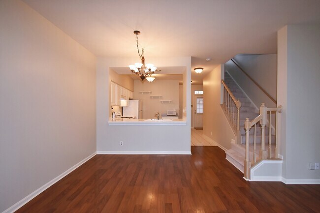 Building Photo - 1815 Moore Ct