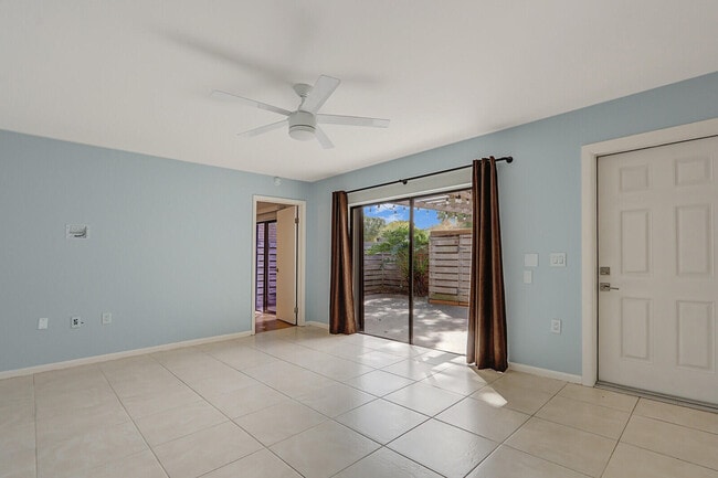 Building Photo - 803 8th Terrace