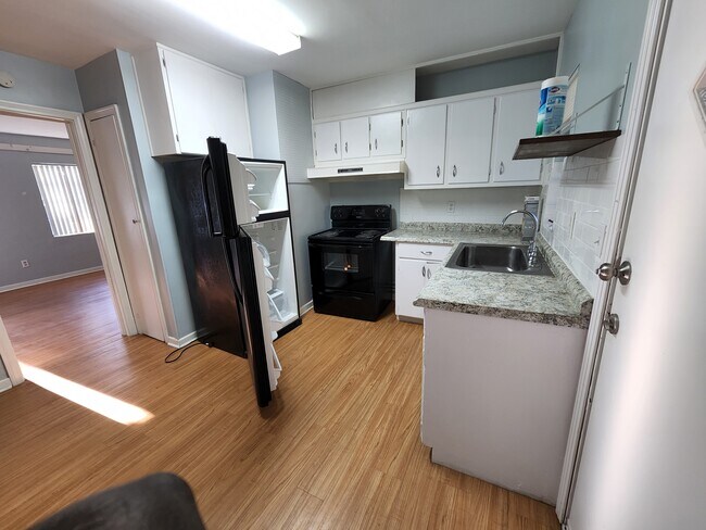 Building Photo - 603 Luna Ct