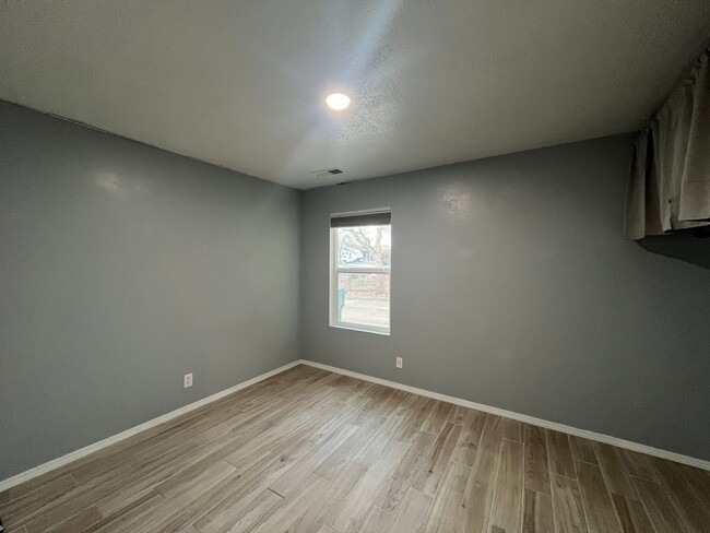 Building Photo - Updated 3 Bedroom 2 Bathroom Home In Rio R...