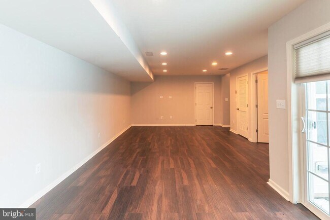 Building Photo - 2305 Maci's Cir