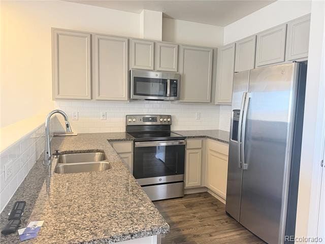 Building Photo - 6506 N Biscay St