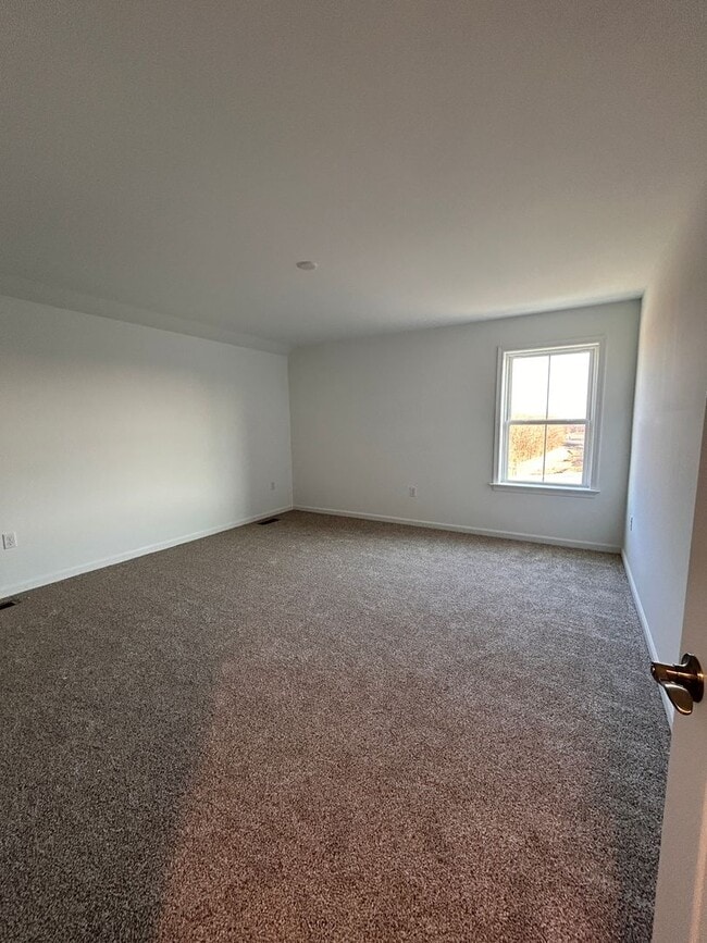 Building Photo - Brand New Move In Ready 3 Bed 3 Bath Home In Lancaster