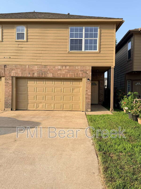 Building Photo - 6407 Waldron Dr