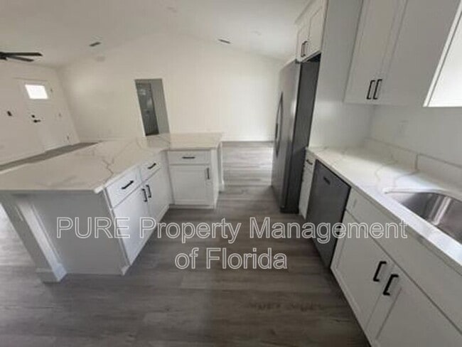 Building Photo - 5787 NW 62nd Ave