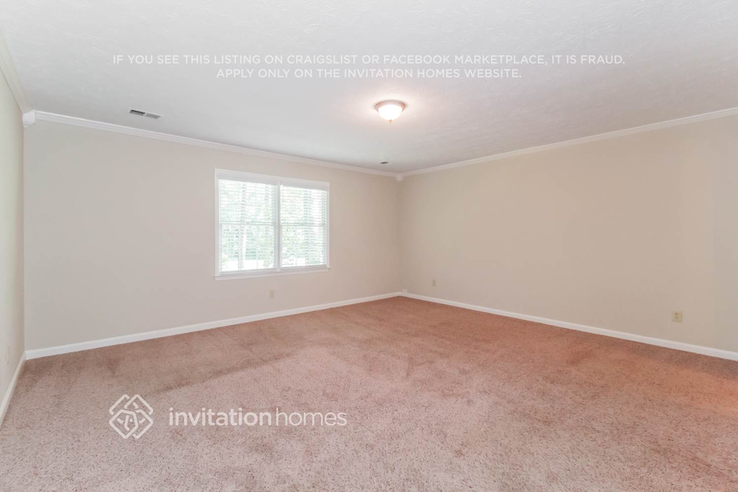 Building Photo - 921 David Dr