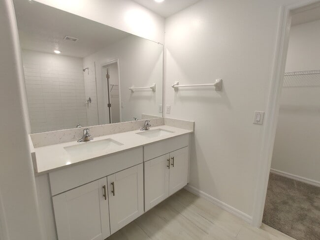 Building Photo - 13413 Sunset Sapphire Ct