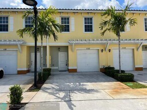 Building Photo - 1123 NW 40th Way