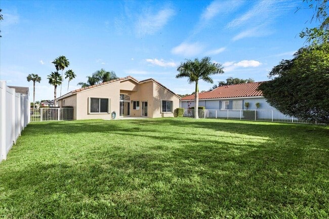 Building Photo - 4546 NW 7th Pl