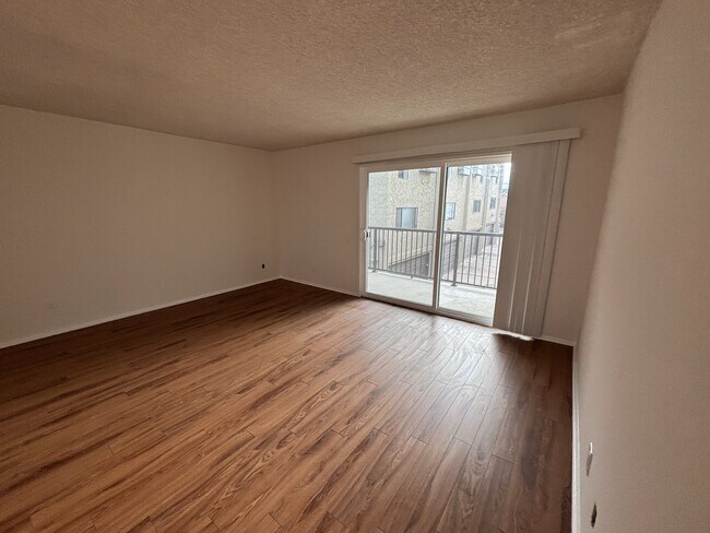 Building Photo - 2105 Grant Ave