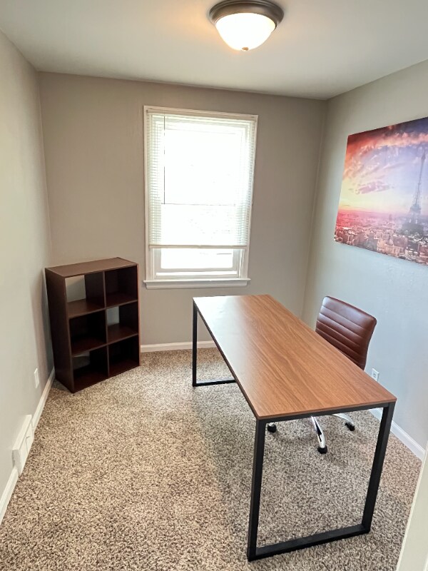 Building Photo - 2776 Eggert Rd