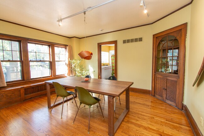 Building Photo - 1645 Kentucky St