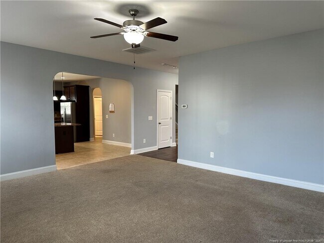 Building Photo - 2149 Heathcote Dr