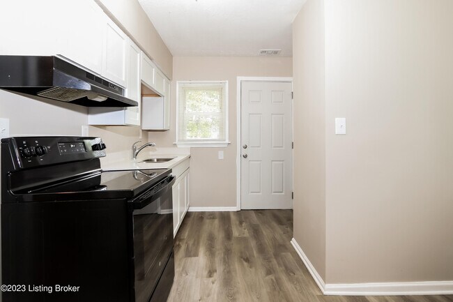 Building Photo - 3613 Penway Ave