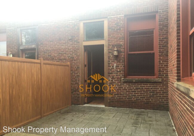 Building Photo - 2 br, 1.5 bath House - 519 Owen St #11