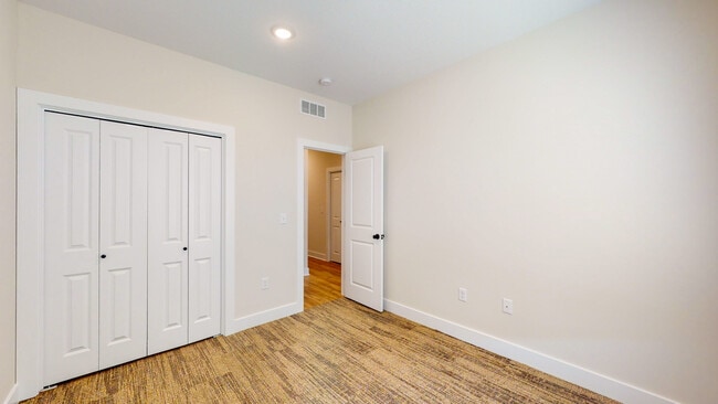 Building Photo - 1120 N Joye St