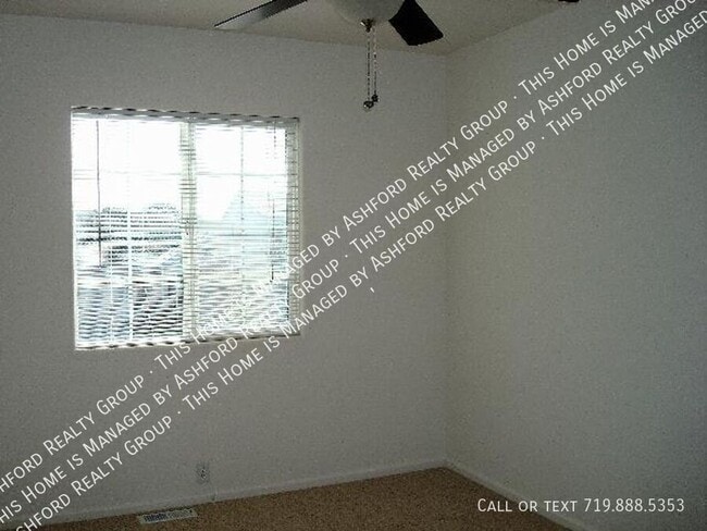 Building Photo - 6566 Trenton St