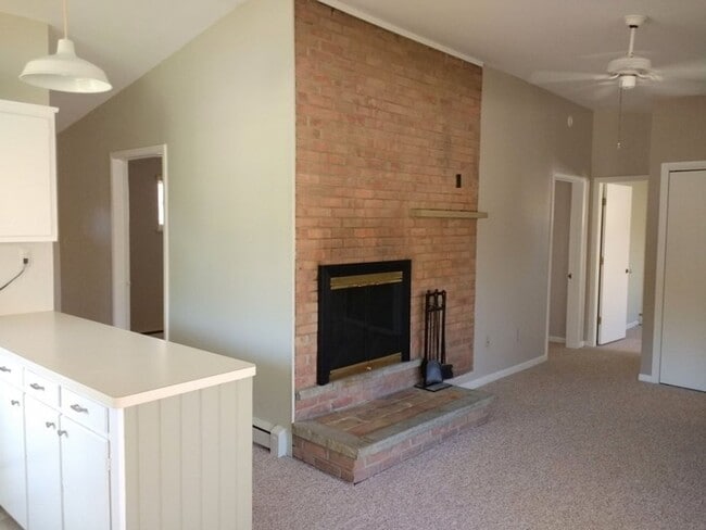 Building Photo - 5054 Park Rd