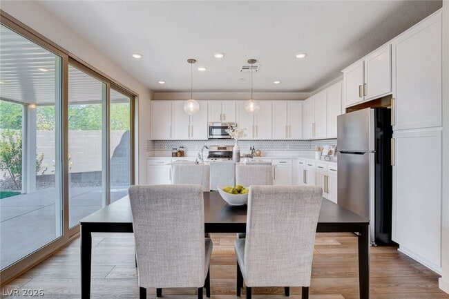 Building Photo - 2216 Elford Ct