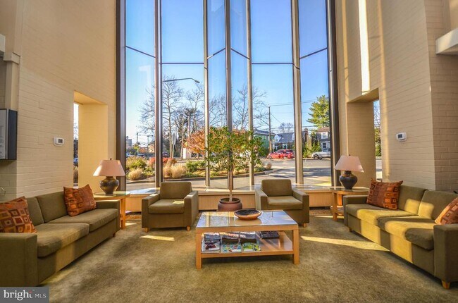 Building Photo - 4242 East-West Hwy