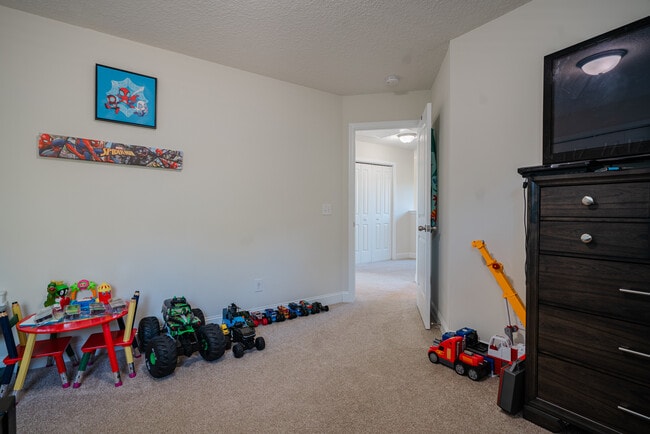 Building Photo - 221 Gambrell Rd