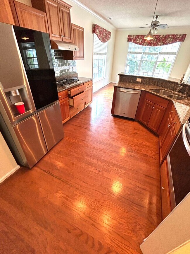 Building Photo - 3129 Gallahad Dr