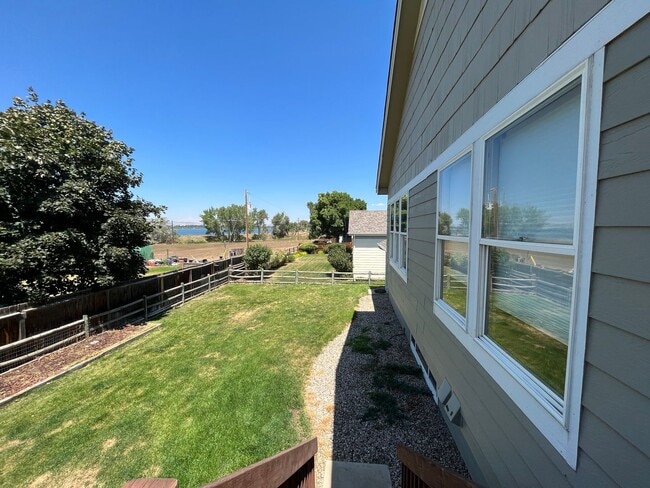 Building Photo - Beautiful Home in North Fort Collins