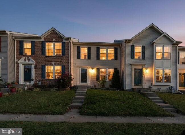 Building Photo - 5030 Finsbury Rd