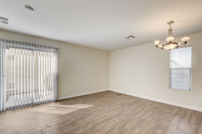 Building Photo - Single-Family Home in a Cul-de-Sac 3BD/2.5BA – Freshly Updated & Move-In Ready!