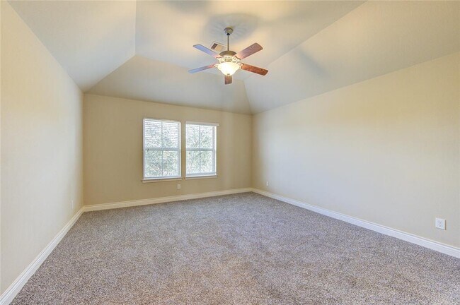 Building Photo - 27326 Walden Gulch Ln