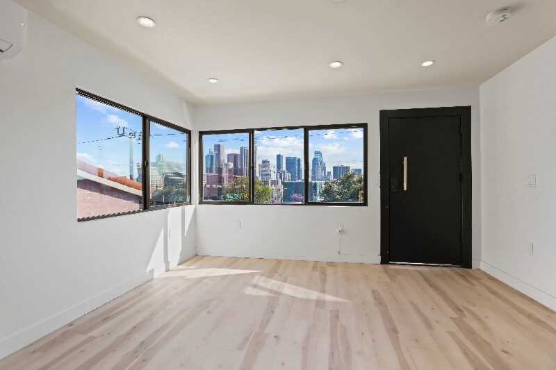 Building Photo - 1139 Bellevue Ave