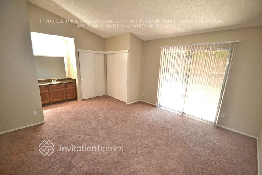 Building Photo - 7171 Predial Way