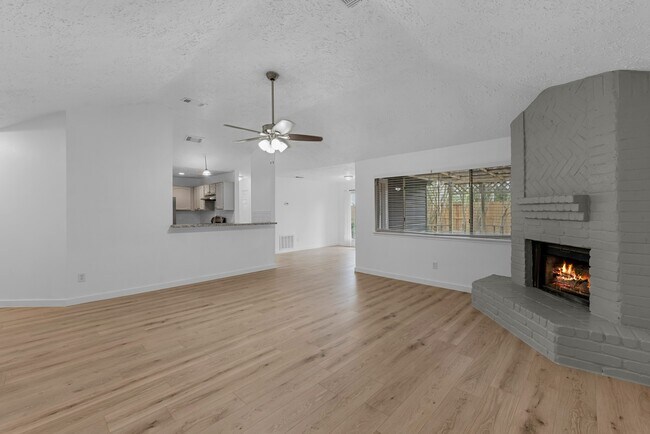 Building Photo - 22307 Silver Morning Cir