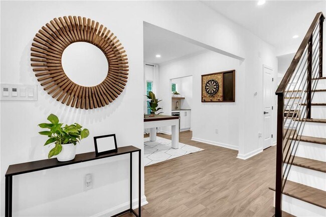 Building Photo - 3882 The Ascent NE