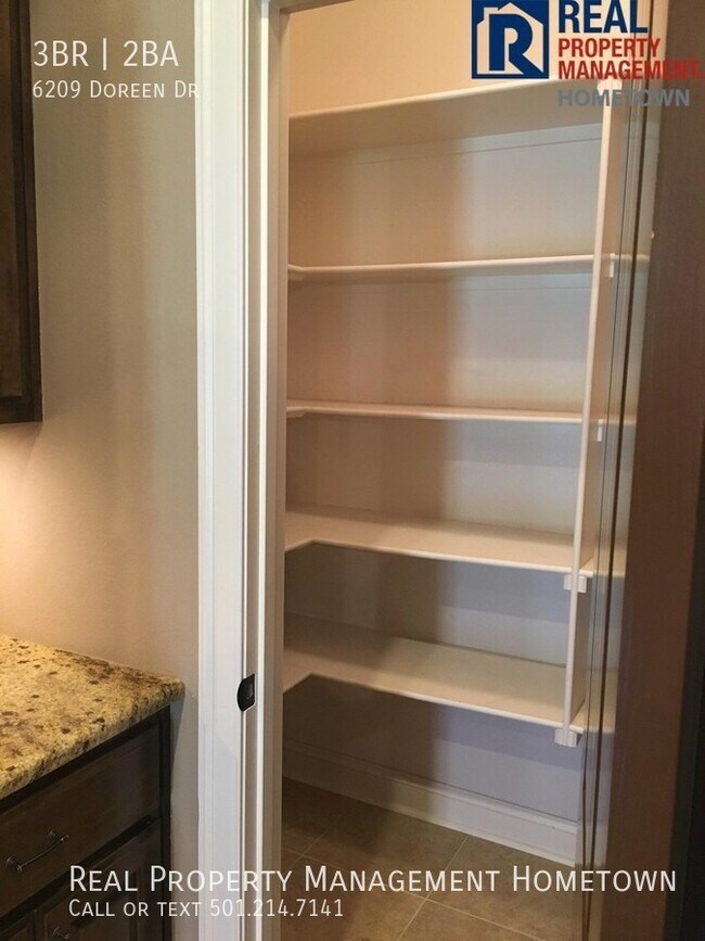 Building Photo - Magnificent 3/2 Home Tucked Away in a Beau...