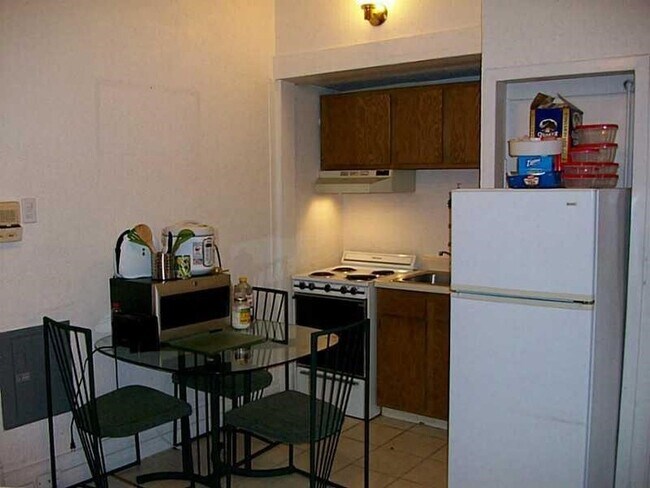 Building Photo - 708 S Negley Ave