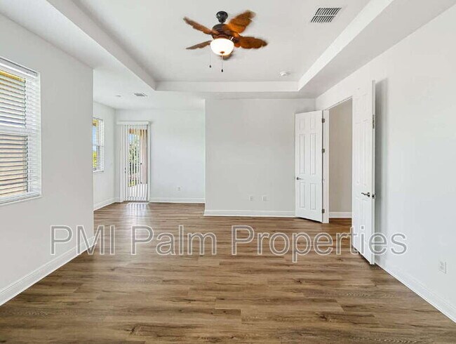 Building Photo - 3001 Strada Court