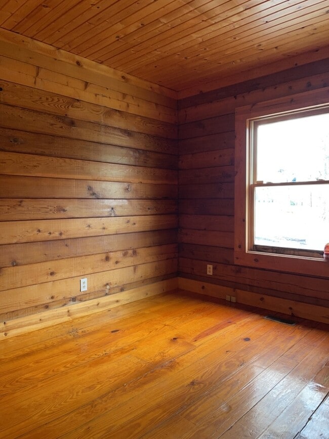 Building Photo - Piedmont Home for Rent