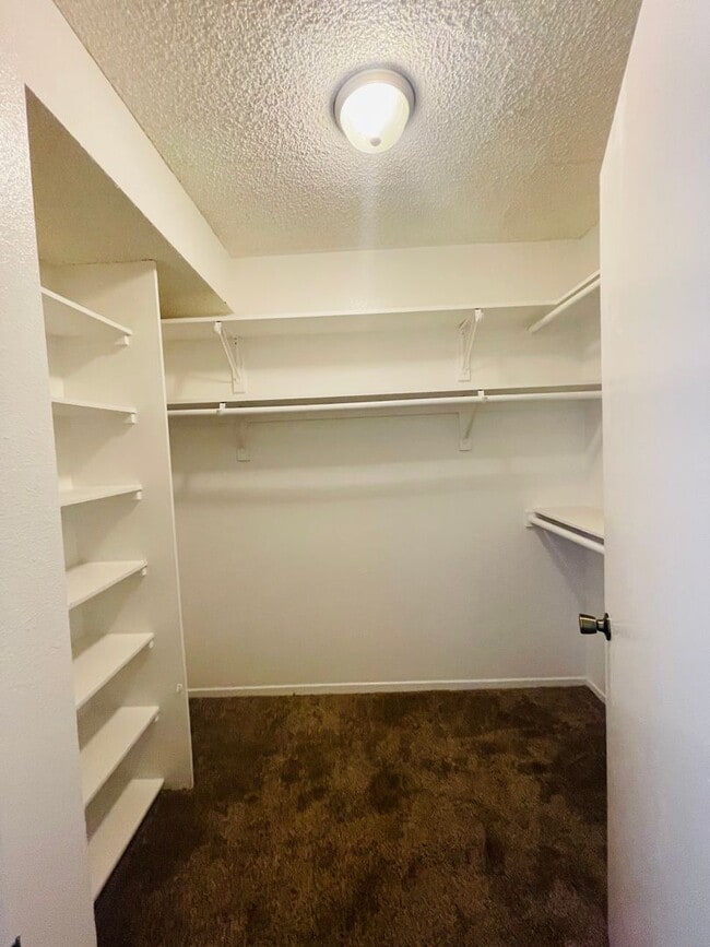 Building Photo - Tri-Level Seaview Condo with Amazing Ocean Views!