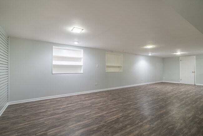 Building Photo - 1700 Bonita Ave